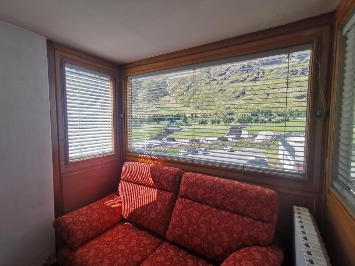 Homey Apartment In The Heart Of Cervinia Бройл-Червиня Екстериор снимка