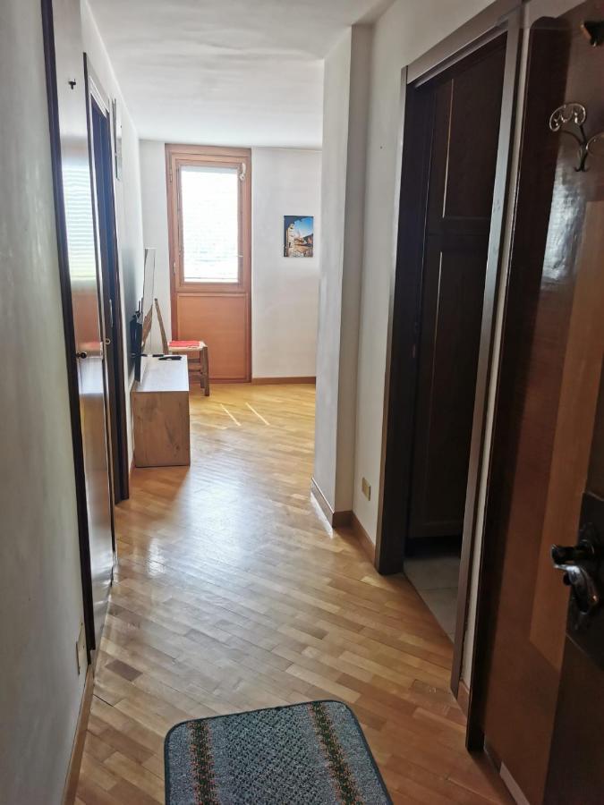Homey Apartment In The Heart Of Cervinia Бройл-Червиня Екстериор снимка