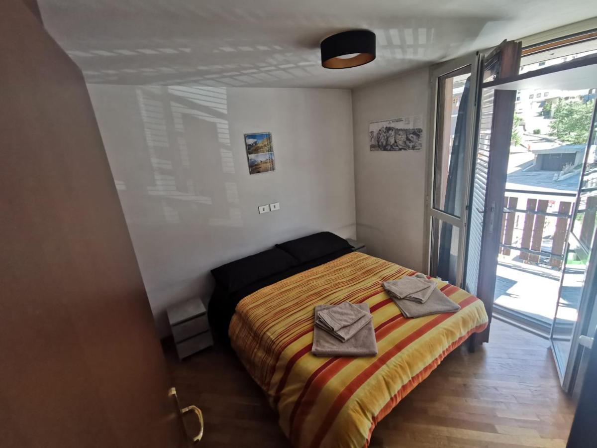 Homey Apartment In The Heart Of Cervinia Бройл-Червиня Екстериор снимка