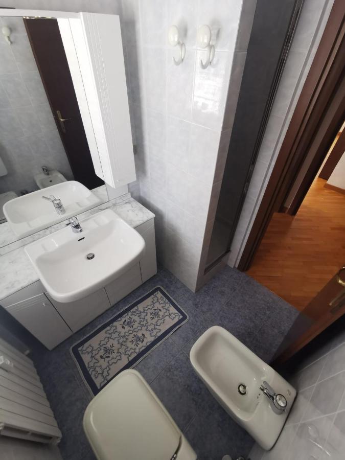 Homey Apartment In The Heart Of Cervinia Бройл-Червиня Екстериор снимка